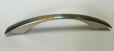 MANIGLIA per mobile interasse fori mm. 128 – NICHEL SATINATO