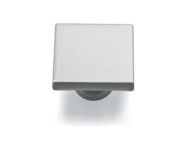 Pomolo in zama Tentori mm. 42×42 cromo mat verniciato